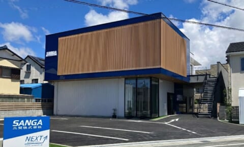 〈JWOOD使用現場〉<br />
 機械工具販売会社社屋