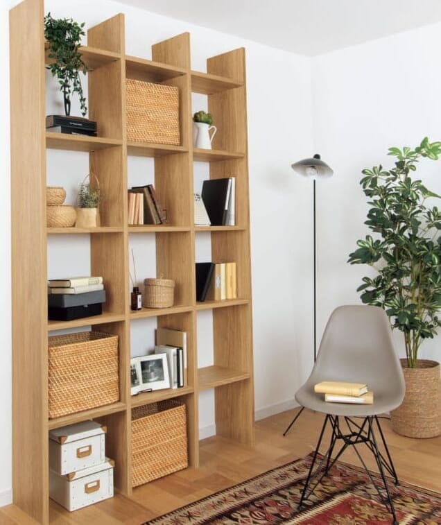 整理された間仕切り棚