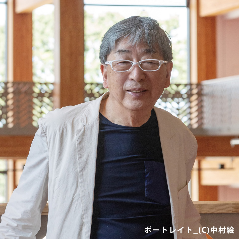 審査委員長 伊東豊雄氏