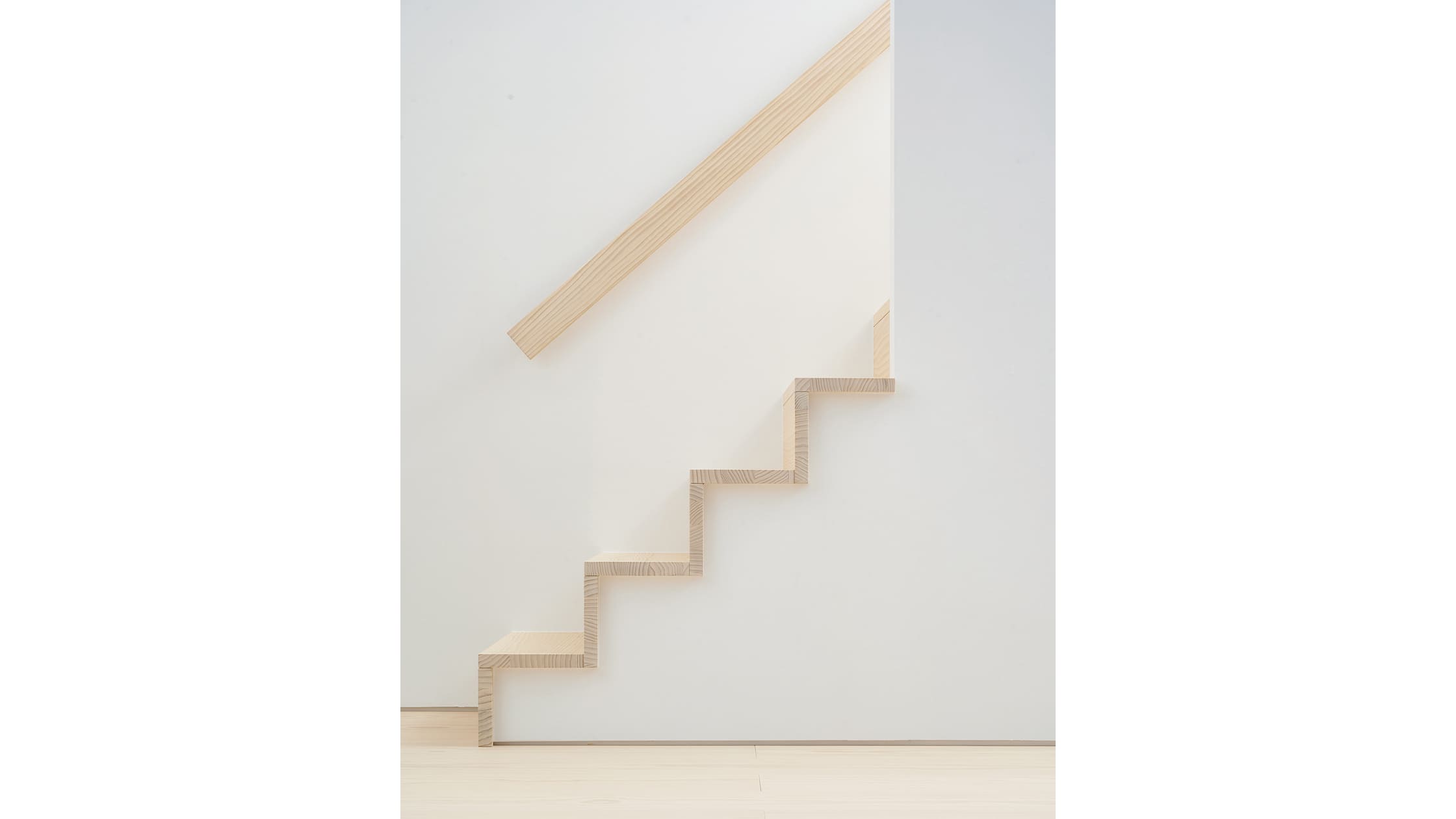 Wooden stairs 
/ 階段 image 2