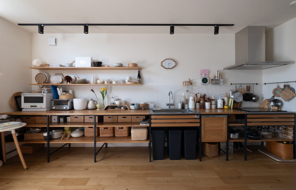 FRAME KITCHEN