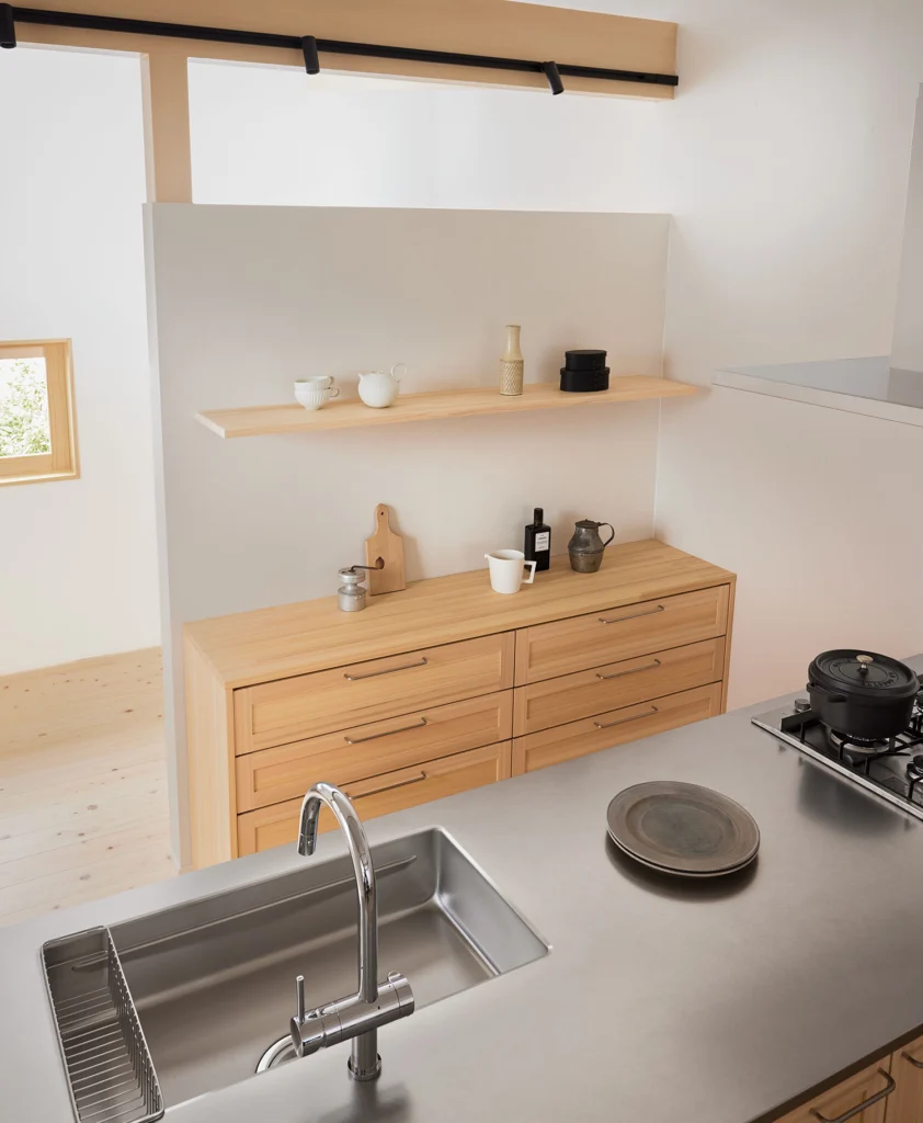 無垢の木のキッチンsu:iji 国産材 桧｜WOODONE