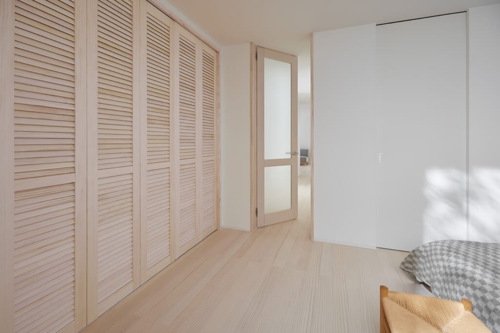 ピノアース,木,木のある暮らし,ラジアータパイン,ロハス,浮造り