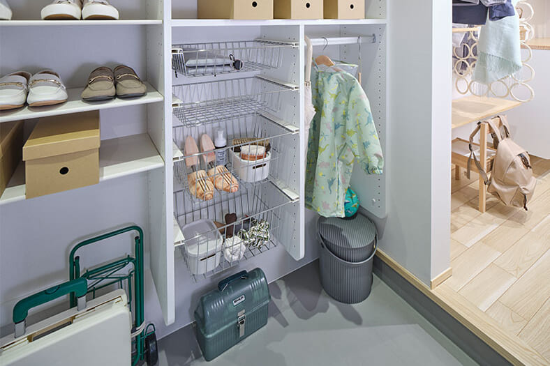 玄関収納,お外遊び,砂遊び,レインコート,アウター,工具,キャンプ用品,脚立,洗車道具,キャンプ用品,土間収納